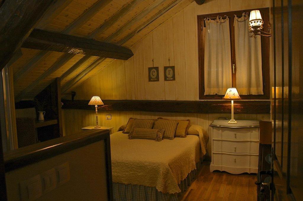 Hotel Casa Frauca Sarvise Phòng bức ảnh