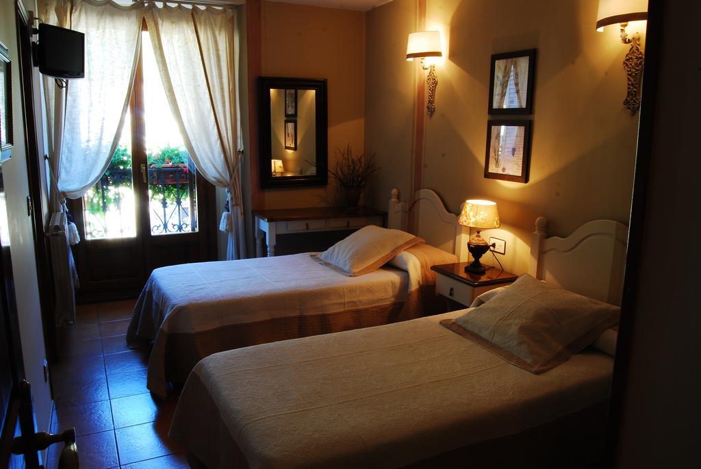 Hotel Casa Frauca Sarvise Ngoại thất bức ảnh